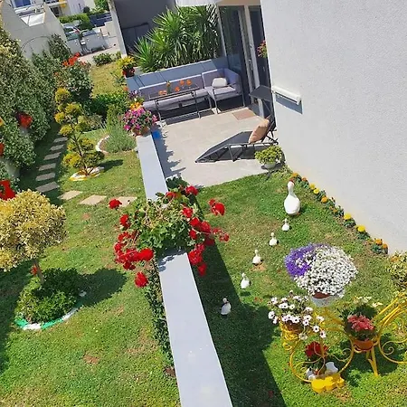 Apartman Naduno 2min Walk To *